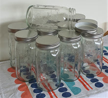 Load image into Gallery viewer, Preserving Jars 1 Litre - Dome and Band Lid Single