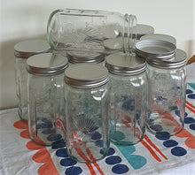 Load image into Gallery viewer, Preserving Jars 1 Litre -  Metal Screw Lid Single